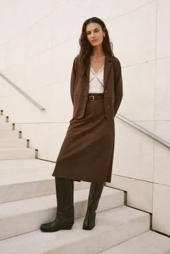 Vila Saias-0 Castanho