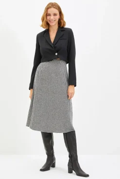 Trendyol Blazers-Blazer curto preto