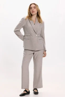 Vila Fatos|Blazers-Blazer trespassado com botões Cinzento