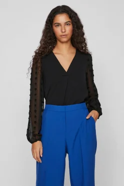 Vila Blusas-Blusa com plumeti nas mangas Preto