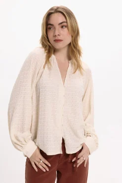 Vila Blusas-Blusa de manga comprida com gola mao Tostado