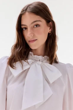 TFP by Tamara Falcó Blusas-Blusa lisa com laço Ecru