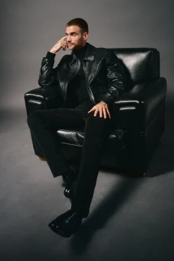 OOTO Casacos-Blusão pele gola camiseira Preto