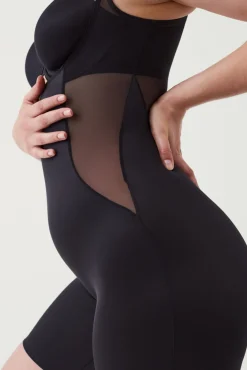 Spanx Roupa Interior-Body calça abaixo do peito tule e cetim Shaping cetim preto