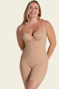 Leonisa Roupa Interior-Body ultraleve, de controle forte e com peito livre bege