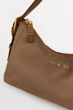 Pedro del Hierro Malas-Bolsa de ombro de nylon com fecho-éclair Beige