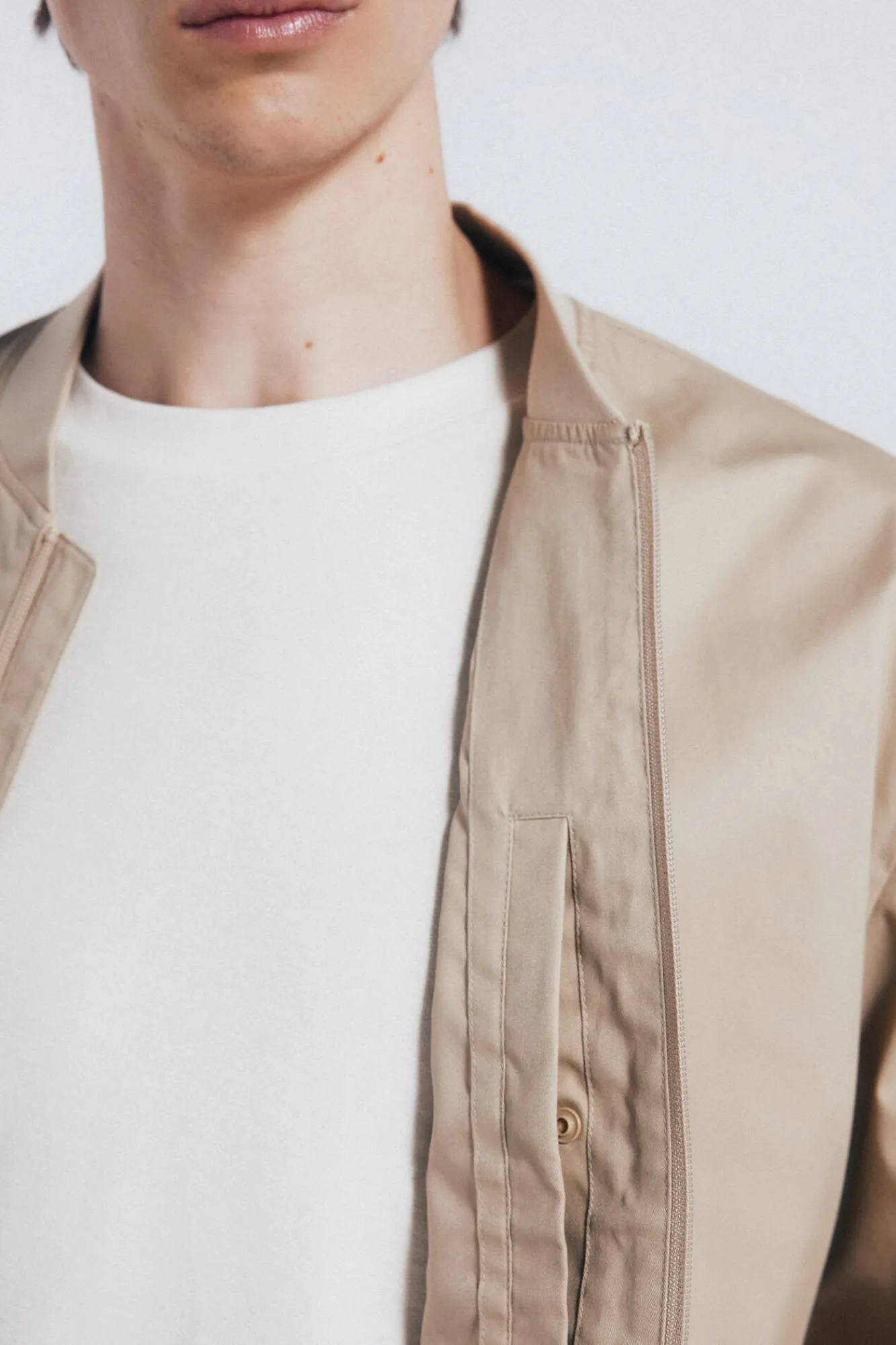 Springfield Casacos-bombardeiro leve bege