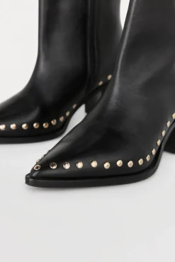 Pedro del Hierro Saltos|Calçado De Couro-Bota de salto cravejado em pele Preto