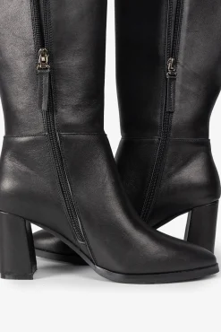 Popa Saltos|Botas-Botas feminina Sinnara Napa Preto