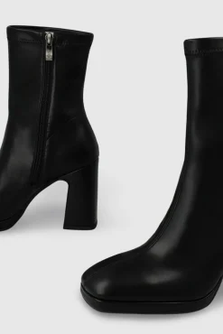 Lodi Saltos|Botins-Botins de camurça com salto Preto