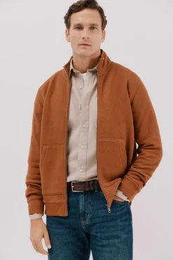 Cortefiel Camisolas--Regular fit-Structured fleece fabric-Front zip fastening and kangaroo pockets-By buying our cotton products, you're supporting our investment in the Better Cotton Initiative. This product is sourced via a system of mass balance and therefo Castanho