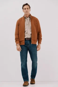 Cortefiel Camisolas--Regular fit-Structured fleece fabric-Front zip fastening and kangaroo pockets-By buying our cotton products, you're supporting our investment in the Better Cotton Initiative. This product is sourced via a system of mass balance and therefo Castanho