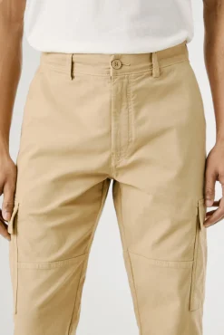 Pepe Jeans Calças-Calça cargo regular feita de tecido leve. camel