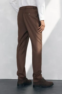 Pedro del Hierro Calças|Chinos-Calças chino com pinças regular fit Marrom