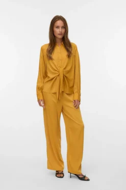 Vero Moda Calças-Calças compridas de cetim Dourado