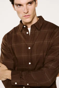 Selected Camisas-Camisa de manga comprida com corte slim Castanho