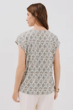 Cortefiel T-Shirts-Camiseta bico com detalhe de renda Verde