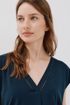 Cortefiel T-Shirts-Camiseta bico com detalhe de renda Azul