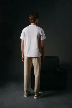 OOTO T-Shirts-Camiseta básica com bordado de avião Branco