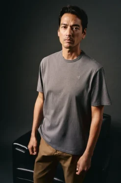 OOTO T-Shirts-Camiseta básica com bordado de avião Cinzento