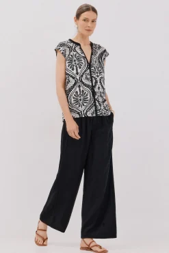 Cortefiel T-Shirts-Camiseta básica sem gola mao Impress&atilde;o