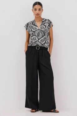 Cortefiel T-Shirts-Camiseta estampada com decote em bico franzido Impress&atilde;o