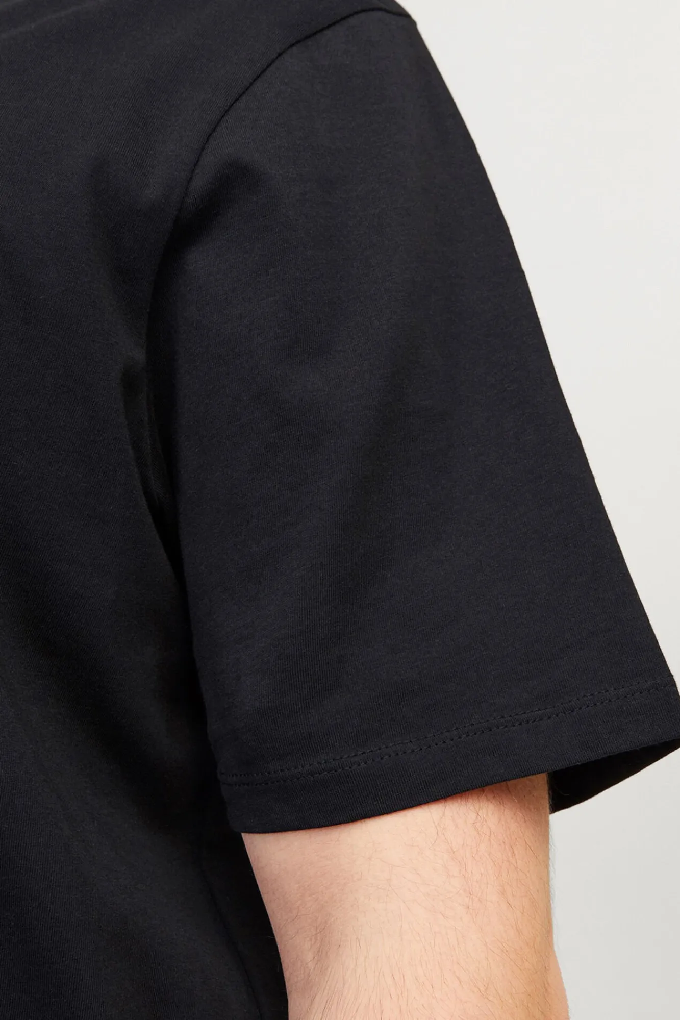 Jack & Jones PLUS T-Shirts-Camiseta PLUS de corte regular preto