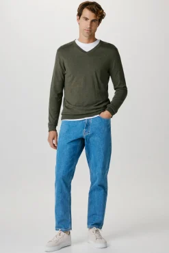 Selected Camisolas-Camisola com gola em V confecionada em algodão orgânico. Corte Regular Fit. Verde