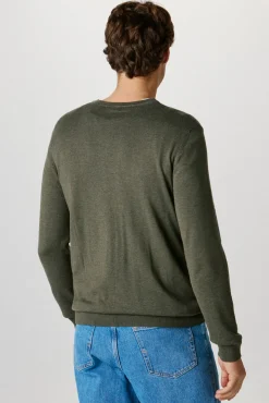 Selected Camisolas-Camisola com gola em V confecionada em algodão orgânico. Corte Regular Fit. Verde