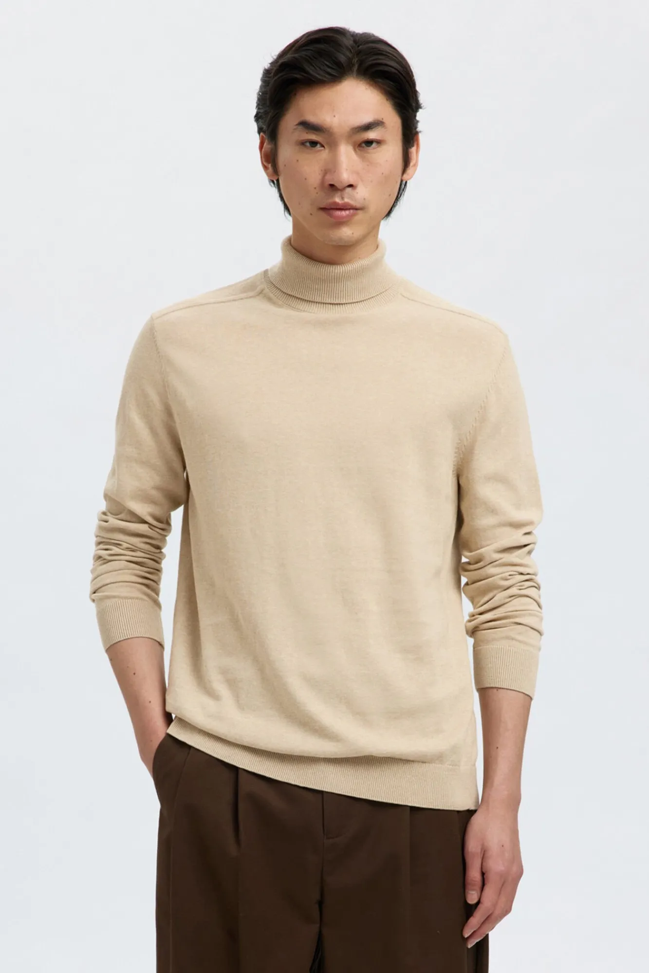 Selected Camisolas-Camisola de gola de algodão orgânico Tostado