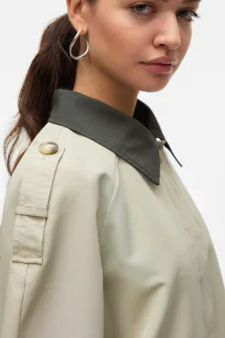 Vero Moda Sobretudos|Casacos-Casaco curta com gola de lapela Verde