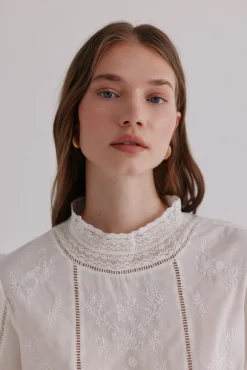 Hoss Intropia Blusas-Cassia. Blusa romântica Ecru