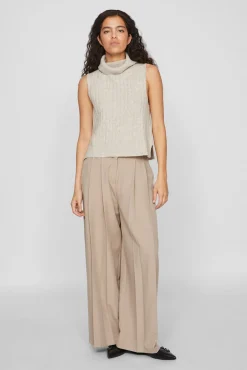 Vila Coletes-Colete de gola malha Tostado