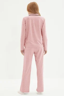 Trendyol Pijamas-Conjunto de pijama camiseiro com bolso e debrum de algodão rosa