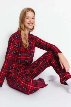 Trendyol Pijamas-Conjunto de pijama camiseiro xadrez macio ao toque vermelho