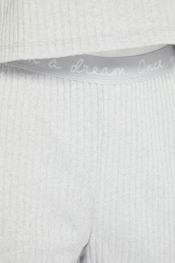 Trendyol Pijamas-Conjunto de pijama canelado com detalhes em elástico e frase na cor cinza cinzento