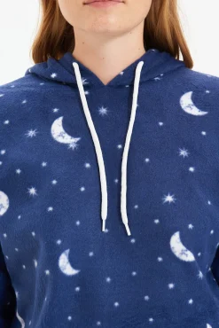 Trendyol Pijamas-Conjunto de pijama de inverno marinho com capuz e estampado de galáxia azul
