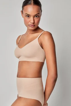 Gisela Roupa Interior-Cueca de alta redução com reforço cru