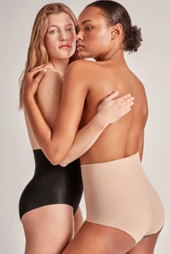 Gisela Roupa Interior-Cueca redutora cintura alta preto