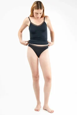 Gisela Roupa Interior-Cuequinha básica com galão de renda preto