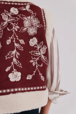 Hoss Intropia Coletes-Daia. Colete bordado Granada