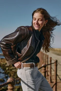 Hoss Intropia Sobretudos-Delia. Desportiva dupla face Castanho