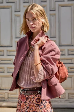 Hoss Intropia Casacos-Federica. Sobretudo curto Subiu