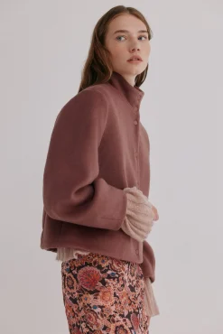 Hoss Intropia Casacos-Federica. Sobretudo curto Subiu