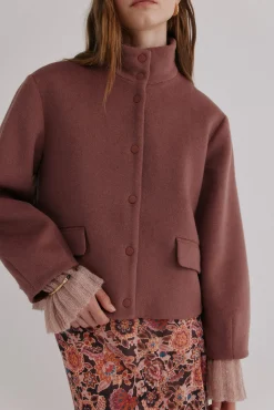 Hoss Intropia Casacos-Federica. Sobretudo curto Subiu