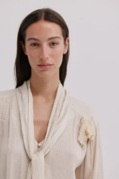 Hoss Intropia Blusas-Gretel. Blusa com laçada Beige