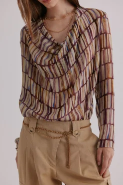 Hoss Intropia Blusas-Guisselle. Blusa com decote cruzado assimétrico Ecru