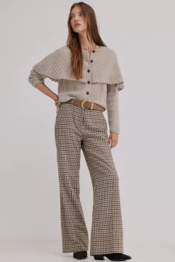 Hoss Intropia Camisolas-Inna. Casaco de malha com capa Beige