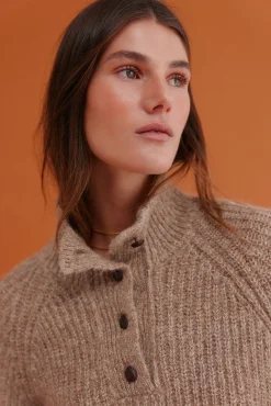 Hoss Intropia Camisolas-Irina. Camisola com gola Perkins Beige