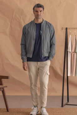 Celopman Casacos-Jaqueta corta-vento leve verde